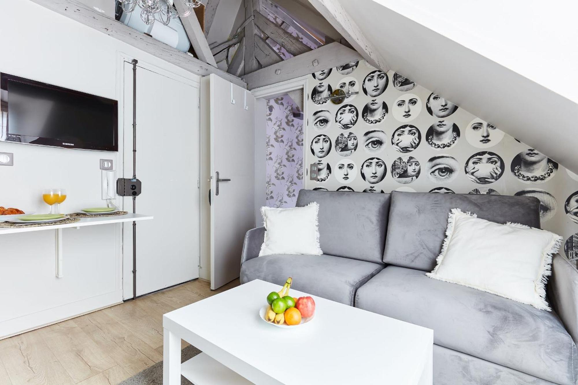 Place Des Vosges - 1Br With Balcony - Cityapartmentstay Paris Exterior foto